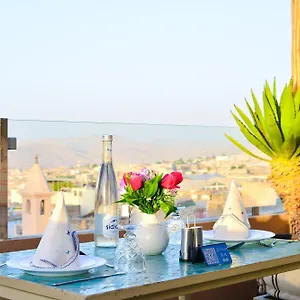 4* Hotel typu riad Al Makan &